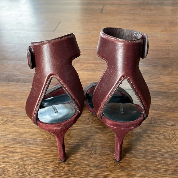 Alexander Wang burgundy heels with Velcro closure around ankle. Size 38 - Picture 4 of 7